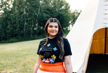 Load image into Gallery viewer, Black Tee